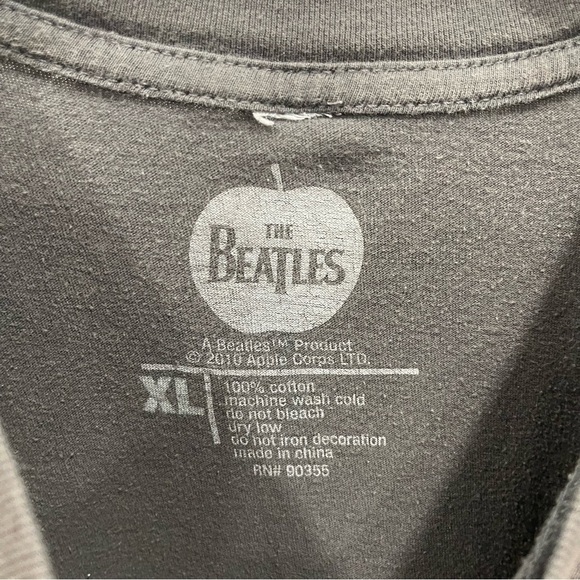 The Beatles Short Sleeve Tee T-Shirt XL Distressing - Picture 3 of 6